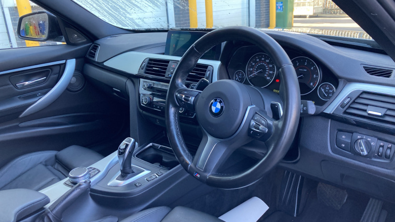 BMW 3 Series 330d xDrive M Sport Shadow Edition 5dr Step Auto Diesel Estate